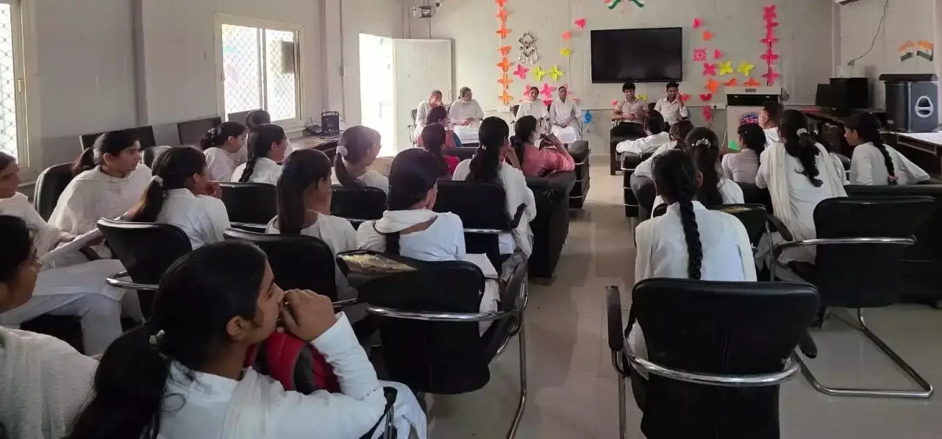 Kathua: क्विज प्रतियोगिता में टीम ए का शानदार प्रदर्शन Kathua: क्विज प्रतियोगिता में टीम ए का शानदार प्रदर्शन
