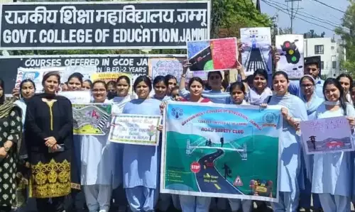 Jammu: जीसीओई जम्मू में छात्रों की जागरूकता रैली