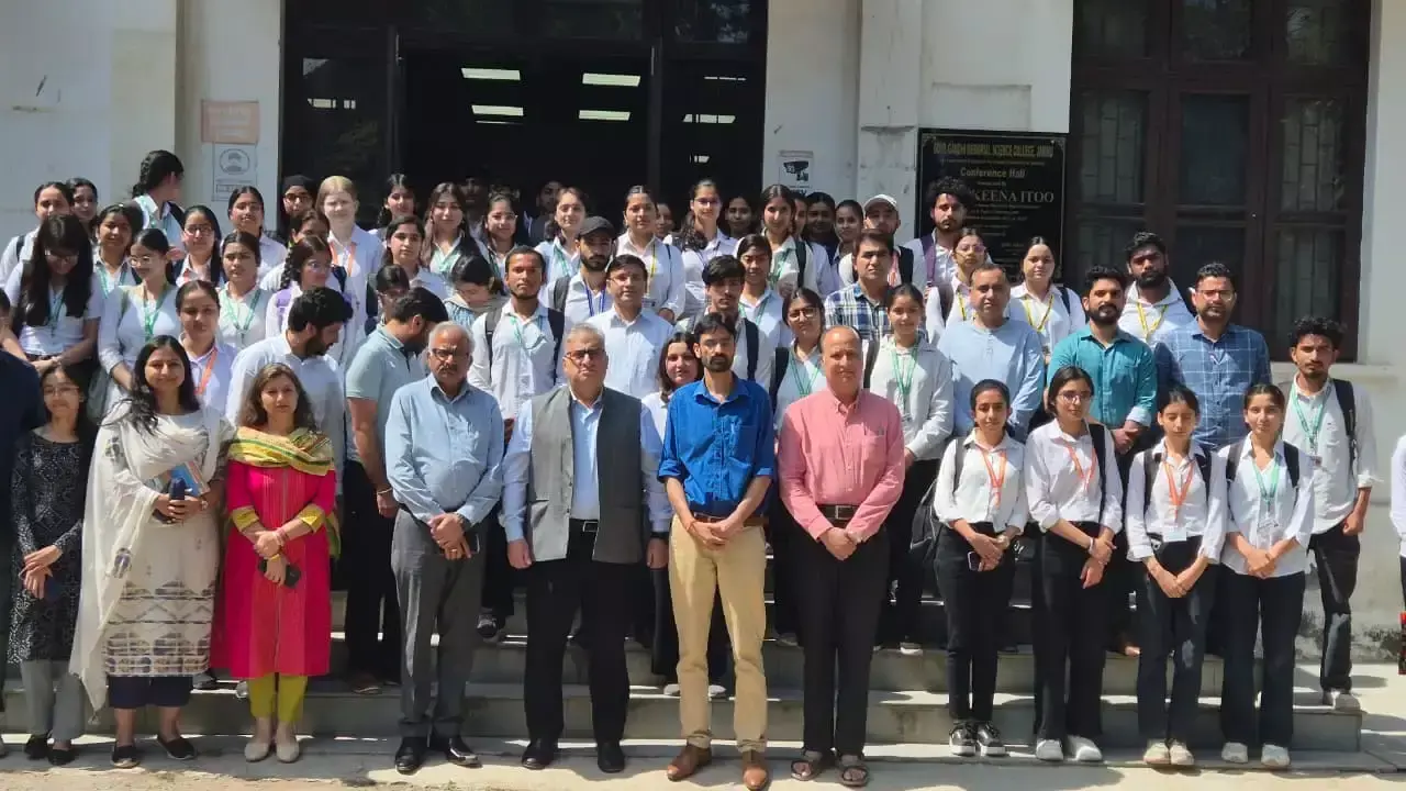 Jammu: जीजीएम साइंस कॉलेज में जागरूकता सत्र Jammu: जीजीएम साइंस कॉलेज में जागरूकता सत्र