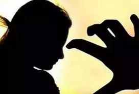 सहपाठी ने रेप कर बनाया वीडियो, छात्रा का आरोप सहपाठी ने रेप कर बनाया वीडियो, छात्रा का आरोप