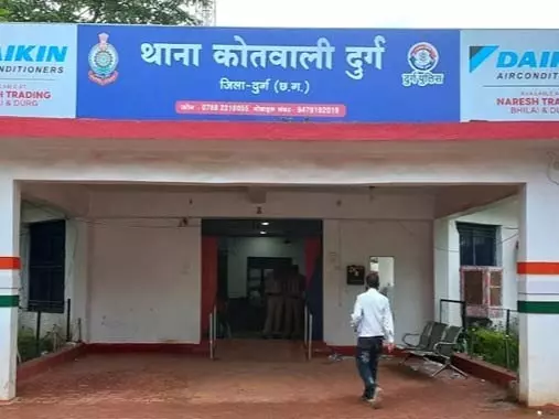 बोरी में गौवंश का शव मिला, लोगों में आक्रोश बोरी में गौवंश का शव मिला, लोगों में आक्रोश