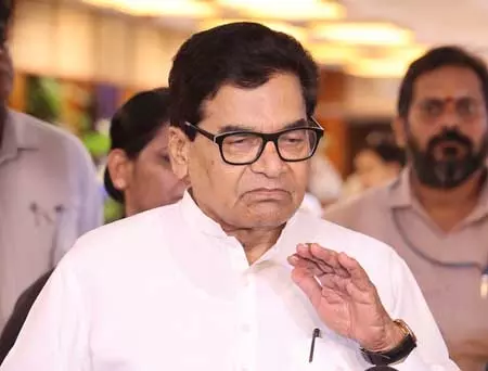 पीएम मोदी को करनी चाहिए थी मध्यस्थता, विश्व लीडर्स उनसे परिचित, मिडिल ईस्ट की स्थिति पर बोले रामगोपाल यादव पीएम मोदी को करनी चाहिए थी मध्यस्थता, विश्व लीडर्स उनसे परिचित, मिडिल ईस्ट की स्थिति पर बोले रामगोपाल यादव