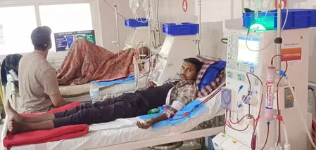 देवास में आयुष्मान योजना मरीजों के लिए बनी संजीवनी, मुफ्त में हो रहा डायलिसिस देवास में आयुष्मान योजना मरीजों के लिए बनी संजीवनी, मुफ्त में हो रहा डायलिसिस