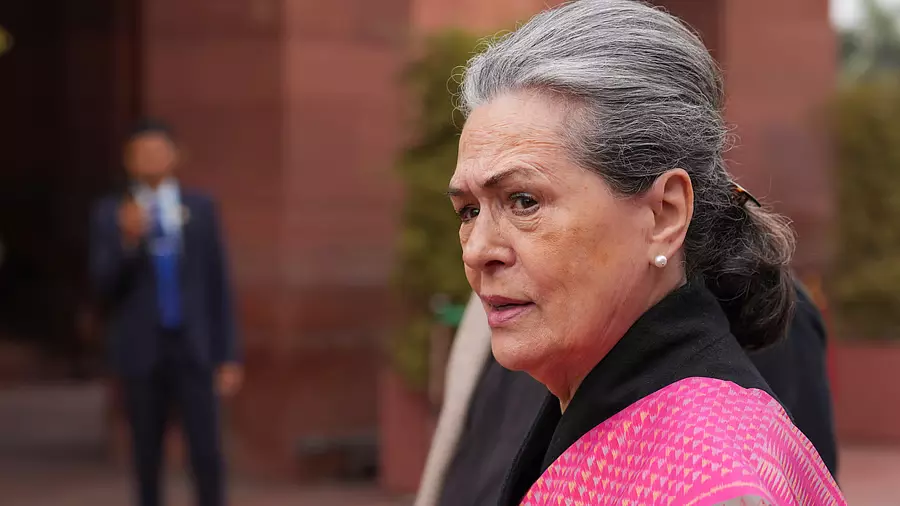 Sonia Gandhi अस्पताल में भर्ती; राहुल और प्रियंका मिलने पहुंचे Sonia Gandhi अस्पताल में भर्ती; राहुल और प्रियंका मिलने पहुंचे