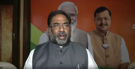 तेलंगाना में एंटी हेट स्पीच बिल पर सियासत तेज, टीआर श्रीनिवास बोले-वोट बैंक की राजनीति के तहत लाया गया बिल तेलंगाना में एंटी हेट स्पीच बिल पर सियासत तेज, टीआर श्रीनिवास बोले-वोट बैंक की राजनीति के तहत लाया गया बिल