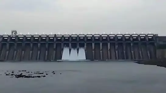 MP : जबलपुर में रेलवे की ज़रूरतों को पूरा करने के लिए बरगी बांध से 112 क्यूमेक्स पानी छोड़ा गया MP : जबलपुर में रेलवे की ज़रूरतों को पूरा करने के लिए बरगी बांध से 112 क्यूमेक्स पानी छोड़ा गया