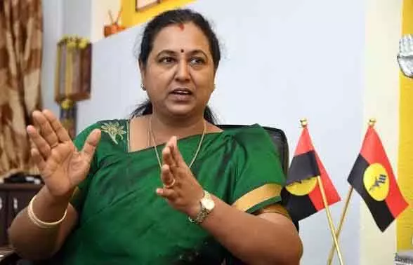 Chennai DMK गठबंधन में DMDK को 23 अप्रैल के चुनावों के लिए 10 सीटें मिलीं Chennai DMK गठबंधन में DMDK को 23 अप्रैल के चुनावों के लिए 10 सीटें मिलीं