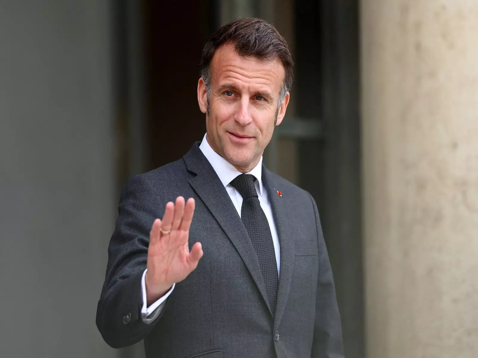 Macron ने क्षेत्र में ईरान के हमलों को रोकने की मांग की Macron ने क्षेत्र में ईरान के हमलों को रोकने की मांग की