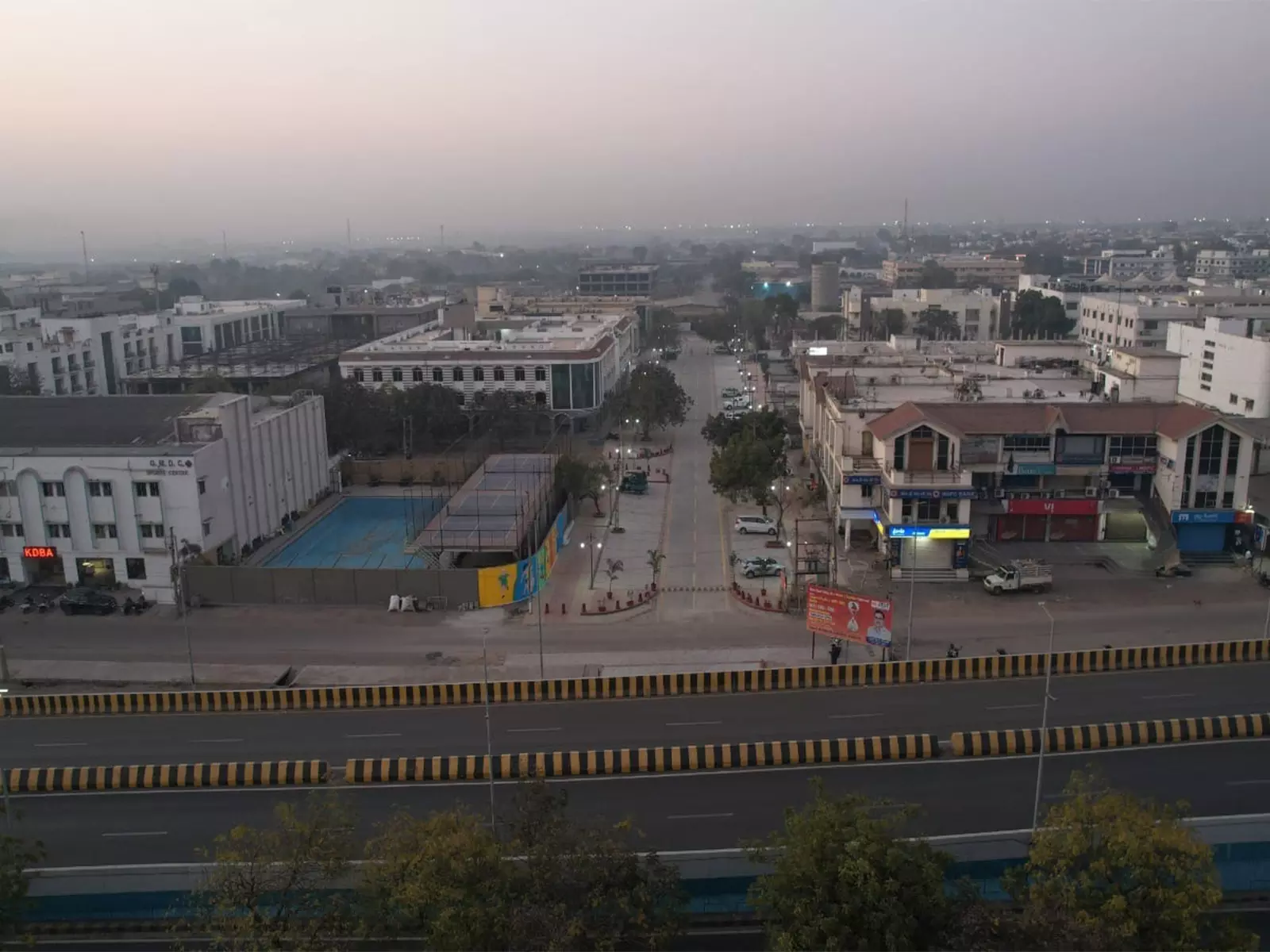 Gujarat के छह स्मार्ट शहरों में 357 प्रोजेक्ट पूरे Gujarat के छह स्मार्ट शहरों में 357 प्रोजेक्ट पूरे