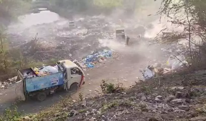 Karimnagar डंपिंग यार्ड को हुज़ूराबाद के पास शिफ़्ट करने की योजना का निवासियों ने विरोध किया Karimnagar डंपिंग यार्ड को हुज़ूराबाद के पास शिफ़्ट करने की योजना का निवासियों ने विरोध किया