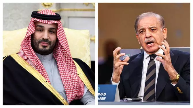 मोहम्मद बिन सलमान–Shahbaz Sharif के बीच अहम बातचीत मोहम्मद बिन सलमान–Shahbaz Sharif के बीच अहम बातचीत