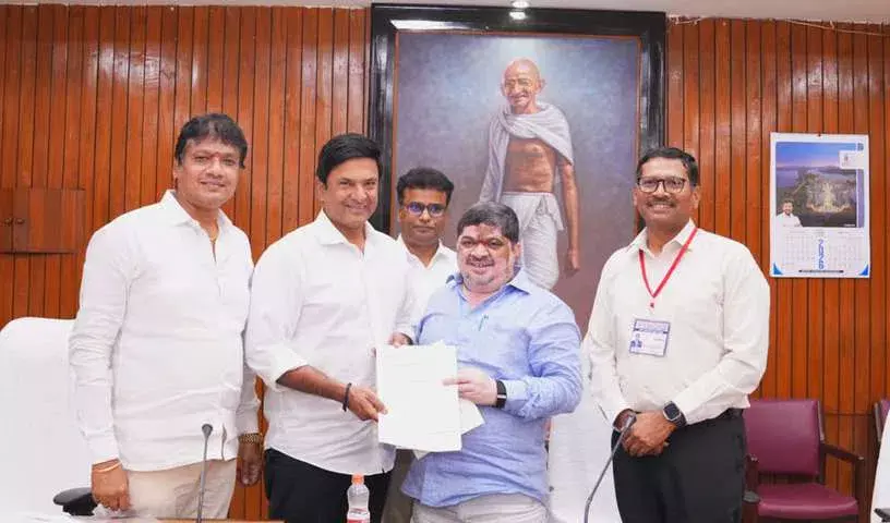 तेलंगाना विधानसभा में RTC सुधारों पर इंटरैक्टिव सेशन, नए बस रूट पर चर्चा तेलंगाना विधानसभा में RTC सुधारों पर इंटरैक्टिव सेशन, नए बस रूट पर चर्चा