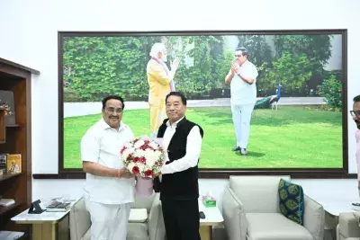 Manipur के उप मुख्यमंत्री दिखो ने केंद्रीय जल शक्ति मंत्री से मुलाकात की Manipur के उप मुख्यमंत्री दिखो ने केंद्रीय जल शक्ति मंत्री से मुलाकात की