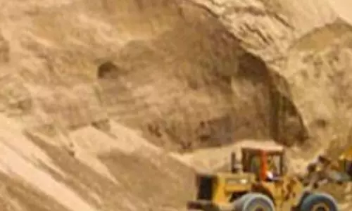 रेत खदान में किसान की मौत रेत खदान में किसान की मौत