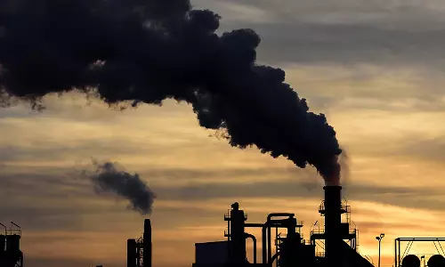 भारत में CO2 एमिशन ग्रोथ पिछले दो दशकों में सबसे निचले लेवल पर: CREA भारत में CO2 एमिशन ग्रोथ पिछले दो दशकों में सबसे निचले लेवल पर: CREA
