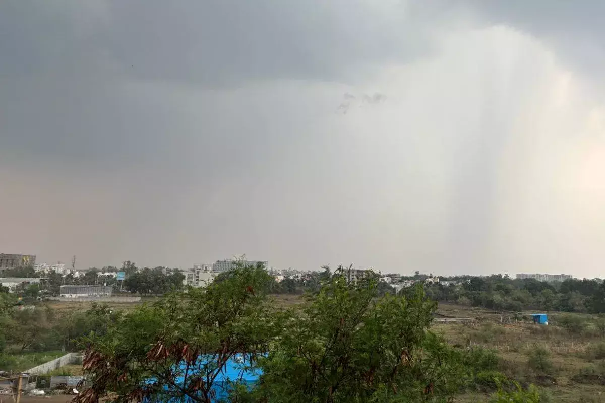 Bhopal: मप्र में मौसम का मिजाज बदलेगा, आंधी-बारिश संभव Bhopal: मप्र में मौसम का मिजाज बदलेगा, आंधी-बारिश संभव