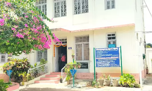 Karnataka : बदमाशों की वजह से लगी आग में घायल बुजुर्ग महिला की मौत Karnataka : बदमाशों की वजह से लगी आग में घायल बुजुर्ग महिला की मौत