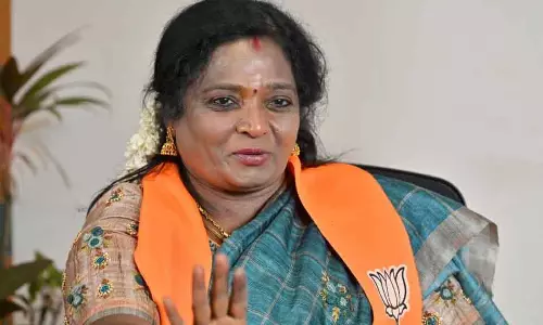 Tamilisai said ईपीएस जल्द ही मुख्यमंत्री पद की शपथ लेंगे Tamilisai said ईपीएस जल्द ही मुख्यमंत्री पद की शपथ लेंगे