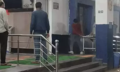 शादी समारोह में फूड पॉइजनिंग से 200 बीमार शादी समारोह में फूड पॉइजनिंग से 200 बीमार