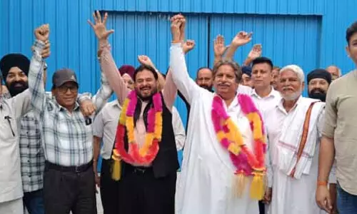 Bhalla ने राज्य के दर्जे में देरी, बेरोजगारी, व्यापार पर असर को लेकर बीजेपी की आलोचना की