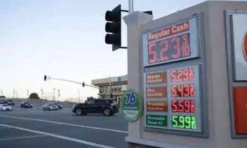 California में डीजल की कीमतें रिकॉर्ड ऊंचाई पर पहुंच गईं California में डीजल की कीमतें रिकॉर्ड ऊंचाई पर पहुंच गईं