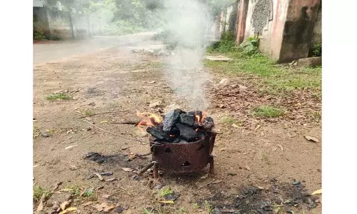 Singareni Colony में सुबह कोयले की खड़खड़ाहट से शुरू होती