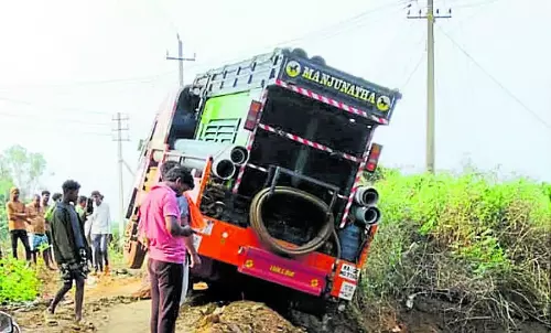 Basavapura : सड़क पर अतिक्रमण रोकने की मांग