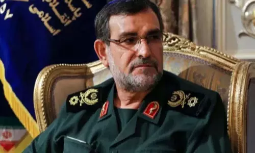 Iran Guards नेवी कमांडर तांगसिरी को बंदर अब्बास में निशाना बनाया गया