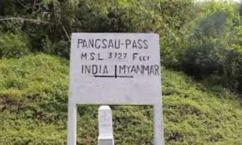 Changlang बॉर्डर पर सुरक्षा बल और मिलिटेंट्स के बीच फायरिंग Changlang बॉर्डर पर सुरक्षा बल और मिलिटेंट्स के बीच फायरिंग