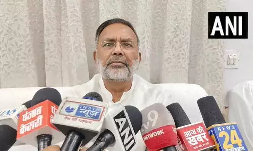 मंत्री हीरालाल नागर ने FCI ऑनलाइन सिस्टम में किसानों की समस्याओं के समाधान का आश्वासन दिया मंत्री हीरालाल नागर ने FCI ऑनलाइन सिस्टम में किसानों की समस्याओं के समाधान का आश्वासन दिया
