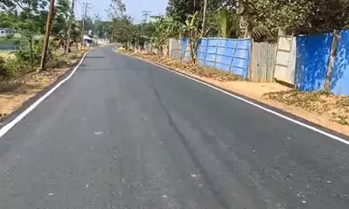 सड़क से बना समृद्धि का रास्ता, ग्रामीणों के जीवन की बदली दशा सड़क से बना समृद्धि का रास्ता, ग्रामीणों के जीवन की बदली दशा