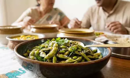 जापान में मिलने वाली Edamame एक तरह की बीन्स है जो सेहत के लिए ये फायदे देगी जापान में मिलने वाली Edamame एक तरह की बीन्स है जो सेहत के लिए ये फायदे देगी