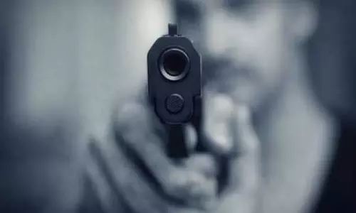 गोलीबारी की घटना में तीन गिरफ्तार, बुजुर्ग महिला गंभीर रूप से घायल