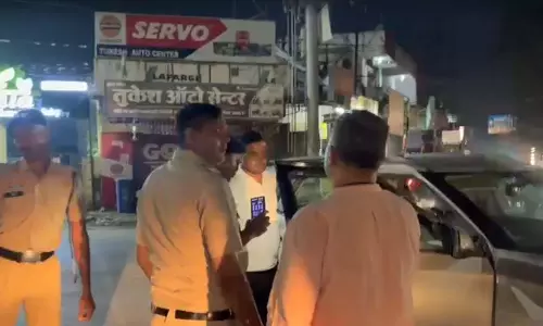 रायपुर में VIP रोड पर सख्त चेकिंग अभियान