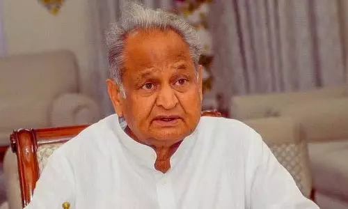 Ashok Gehlot ने एस जयशंकर से माफी की मांग की Ashok Gehlot ने एस जयशंकर से माफी की मांग की