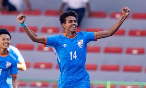 सैफ अंडर-20 चैंपियनशिप: भारत ने पाकिस्तान को 3-0 से रौंदकर टूर्नामेंट से बाहर किया सैफ अंडर-20 चैंपियनशिप: भारत ने पाकिस्तान को 3-0 से रौंदकर टूर्नामेंट से बाहर किया