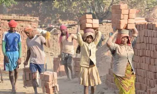 मध्य प्रदेश में खतरनाक उद्योगों में बाल श्रम पूरी तरह प्रतिबंधित, उल्लंघन करने पर सख्त सजा मध्य प्रदेश में खतरनाक उद्योगों में बाल श्रम पूरी तरह प्रतिबंधित, उल्लंघन करने पर सख्त सजा