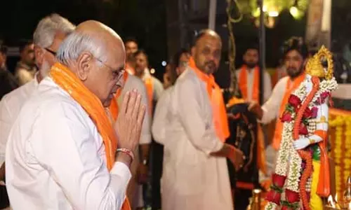 गुजरात के मुख्यमंत्री ने अहमदाबाद में राम नवमी महोत्सव में शिरकत की, शुभकामनाएं दीं गुजरात के मुख्यमंत्री ने अहमदाबाद में राम नवमी महोत्सव में शिरकत की, शुभकामनाएं दीं