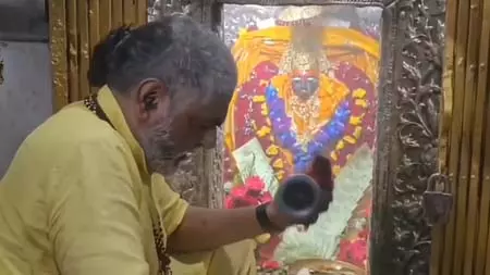 मैहर के मां शारदा देवी मंदिर में अष्टमी पर हुई विशेष पूजा, दर्शन को उमड़े हजारों श्रद्धालु मैहर के मां शारदा देवी मंदिर में अष्टमी पर हुई विशेष पूजा, दर्शन को उमड़े हजारों श्रद्धालु