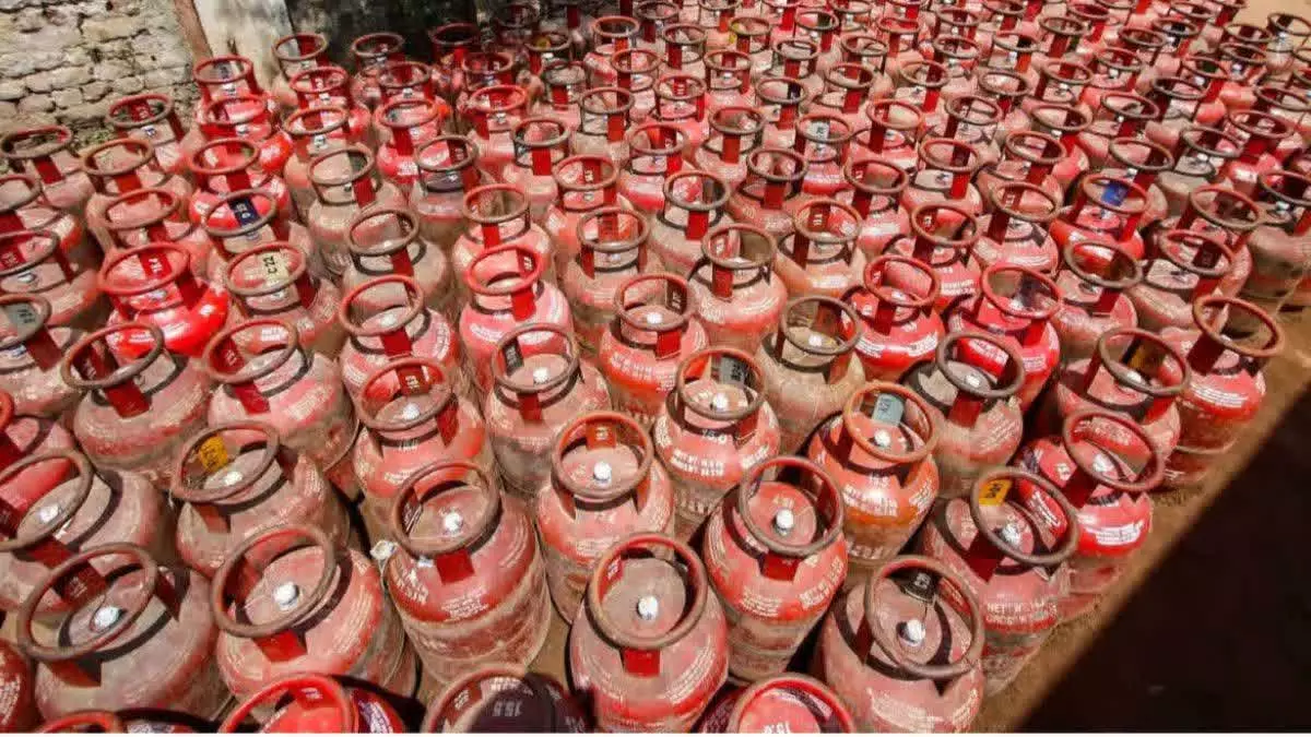 कमर्शियल LPG वितरण के लिए प्राथमिकता श्रेणियां तय कमर्शियल LPG वितरण के लिए प्राथमिकता श्रेणियां तय
