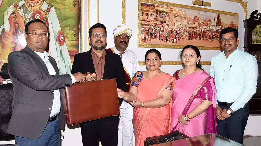 MCC बजट: मैसूर में सिविक बॉडी कई एडमिनिस्ट्रेटिव सुधारों की योजना बना रही है MCC बजट: मैसूर में सिविक बॉडी कई एडमिनिस्ट्रेटिव सुधारों की योजना बना रही है
