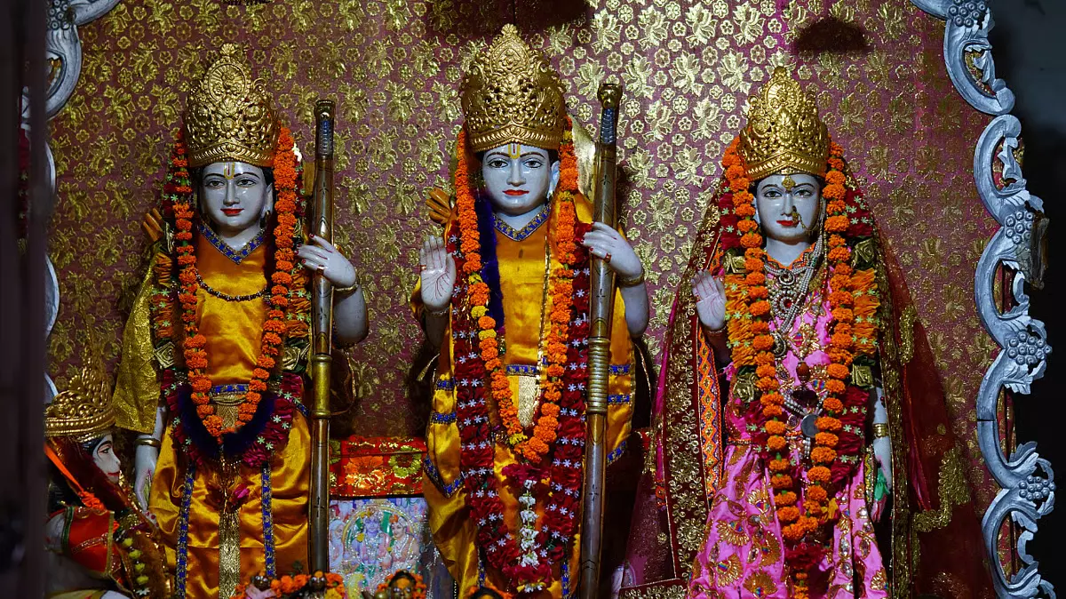 Mumbai : चैत्र नवरात्रि के समापन पर राम नवमी का जश्न मनाया गया Mumbai : चैत्र नवरात्रि के समापन पर राम नवमी का जश्न मनाया गया
