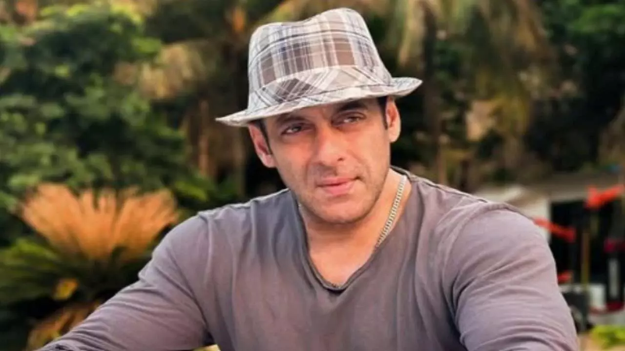 Salman Khan 14 अप्रैल से एक्शन फिल्म की शूटिंग शुरू करेंगे Salman Khan 14 अप्रैल से एक्शन फिल्म की शूटिंग शुरू करेंगे