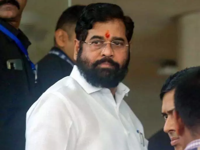 Uddhav Sena ने चार शिंदे पार्षदों को अयोग्य ठहराने की कोशिश की Uddhav Sena ने चार शिंदे पार्षदों को अयोग्य ठहराने की कोशिश की