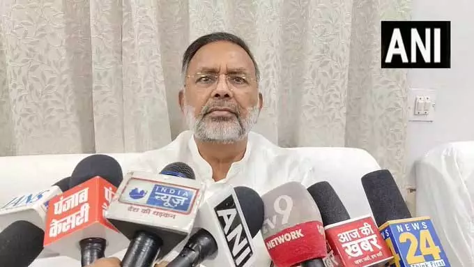 मंत्री हीरालाल नागर ने FCI ऑनलाइन सिस्टम में किसानों की समस्याओं के समाधान का आश्वासन दिया मंत्री हीरालाल नागर ने FCI ऑनलाइन सिस्टम में किसानों की समस्याओं के समाधान का आश्वासन दिया