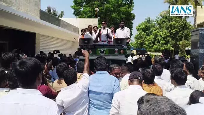 पूर्व मंत्री के.सी. वीरमणि ने जोलारपेट विधानसभा सीट से AIADMK-NDA का चुनाव अभियान शुरू किया पूर्व मंत्री के.सी. वीरमणि ने जोलारपेट विधानसभा सीट से AIADMK-NDA का चुनाव अभियान शुरू किया