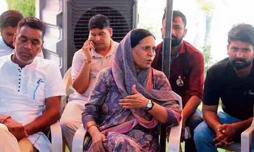 Haryana कांग्रेस के 2 विधायकों ने नोटिस का जवाब दिया, कहा- पार्टी उम्मीदवार को दिया वोट Haryana कांग्रेस के 2 विधायकों ने नोटिस का जवाब दिया, कहा- पार्टी उम्मीदवार को दिया वोट