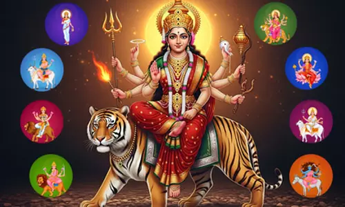 नवरात्र के अंतिम दिन मां सिद्धिदात्री की पूजा का विशेष महत्व, साधकों को मिलती हैं आठ सिद्धियां नवरात्र के अंतिम दिन मां सिद्धिदात्री की पूजा का विशेष महत्व, साधकों को मिलती हैं आठ सिद्धियां