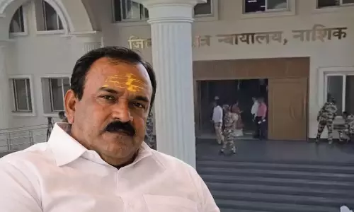 Nashik: ‘गॉडमैन’ अशोक खरात केस में बड़े खुलासे Nashik: ‘गॉडमैन’ अशोक खरात केस में बड़े खुलासे