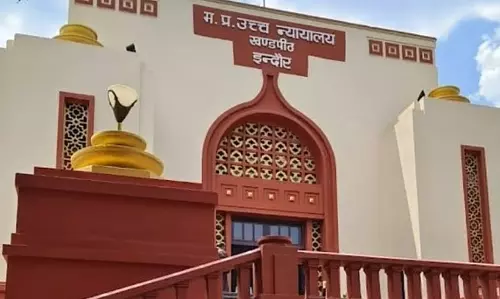 Indore : आर्मी स्कूल गिराने के मामले में हाई कोर्ट ने राहत बढ़ाई, सुरक्षा को लेकर चिंता जताई